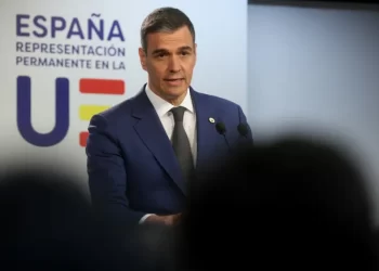 Pedro Sánchez hace un alto para pensar en su renuncia a la Presidencia
