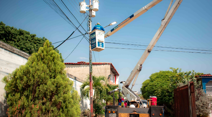 Alcaldía de Guacara sigue apostando por una iluminación vial sostenible