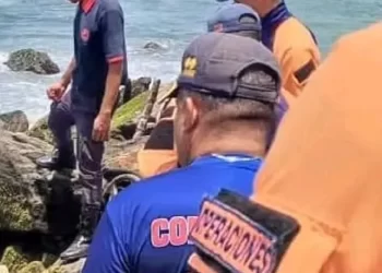 Hallan el cuerpo del joven desaparecido en playa Pequiven