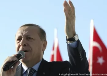 Presidente turco Recep Erdogan afirma que ni Israel ni Irán «dicen la verdad» sobre sus mutuos ataques