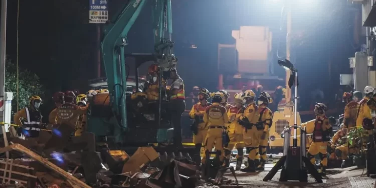 Taiwán centra sus esfuerzos en encontrar a 18 desaparecidos tras el fuerte terremoto