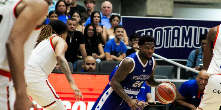 Trotamundos ganó el primero en casa 86-72 frente al debutante Pioneros del Ávila