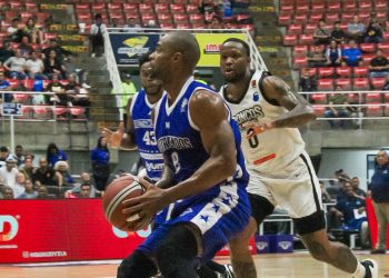 Trotamundos venció a Broncos de Caracas en Valencia por un punto 