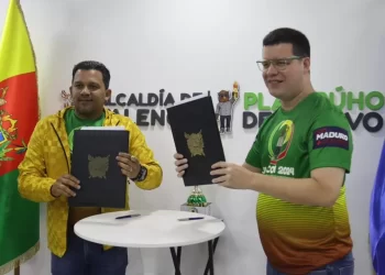 Universidad Deportiva del Sur y la Alcaldía de Valencia firman convenio para formación profesional