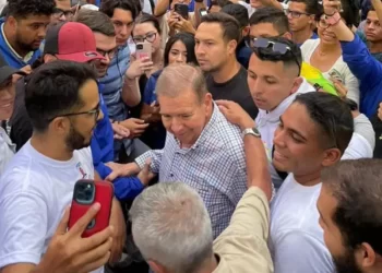 Edmundo González Urrutia reveló que iniciará su campaña a finales del mes de mayo
