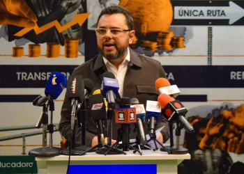 Ecarri: Ley de Pensiones sólo significará $9 mensuales para los adultos mayores