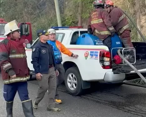 Autoridades atendieron incendio cerca de los galpones del CNE