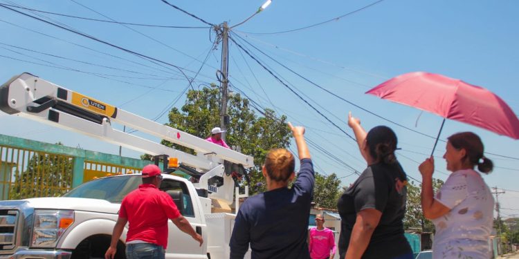 Han instalado más de 450 luminarias en 25 comunidades de Naguanagua