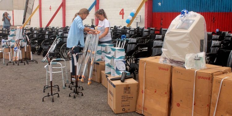 Llegan a Carabobo más de 181 equipos médicos a través de programa nacional de ayudas técnicas