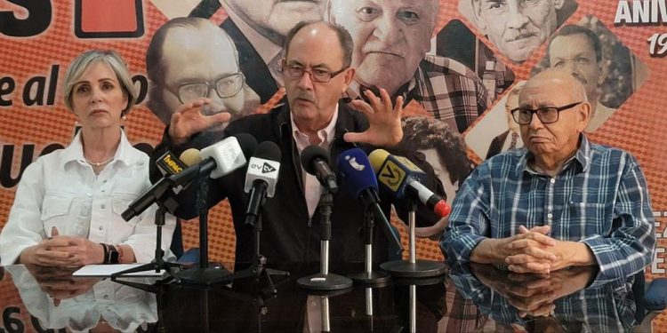 MAS: Es imprescindible dotar a Edmundo González Urrutia de un comando de campaña plural