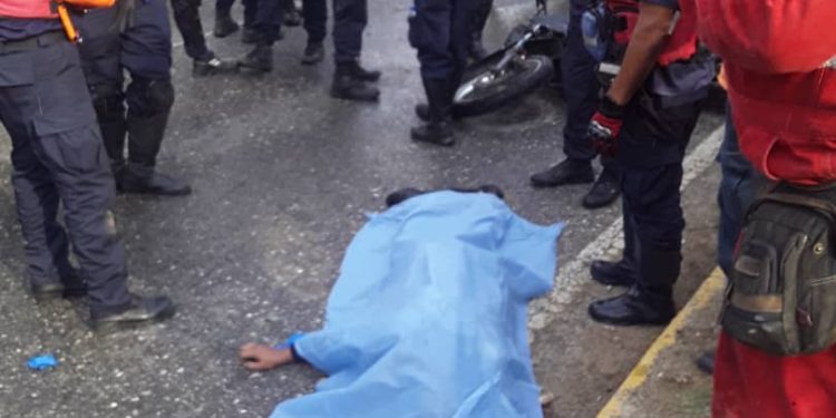 Tras accidente vial en San Diego murió funcionario de los Bomberos de Carabobo