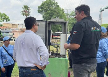 Alcaldía de San Diego instala nuevo sistema de semaforización en la Don Julio Centeno