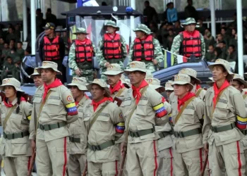 Más de un millón de venezolanos reciben adiestramiento en armas dentro de la Milicia