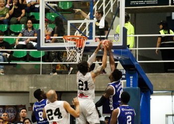 Trotamundos mantiene su invicto en el Forum al derrotar a Llaneros 89-78