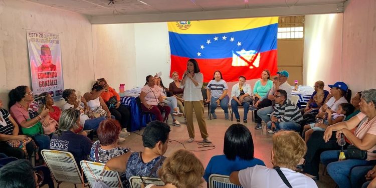 Albany Colmenares: Comanditos alrededor de los centros electorales cumplirán un rol protagónico en las elecciones