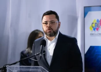 Maduro sobre Ecarri: «Me perdonan la palabra, que tipo tan fastidioso»