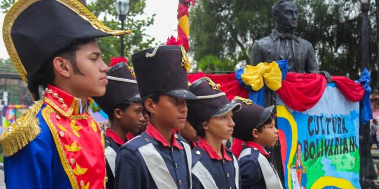 En Naguanagua conmemoran el 203 Aniversario de la Batalla de Carabobo con escenificación pedagógica