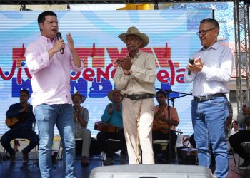 Ministro Villegas y alcalde Fuenmayor inauguraron II Festival Mundial Viva Venezuela, Mi Patria Querida 