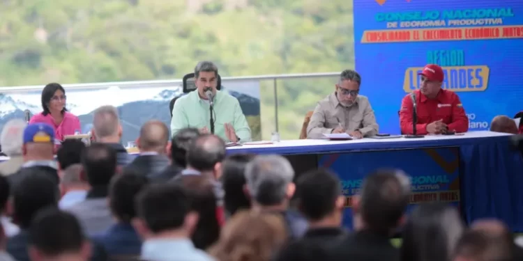 Maduro dice que habrá plan de generación eléctrica en Mérida y recuperación de la ULA