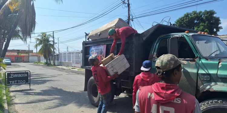 Recolectadas 170 toneladas de cachivaches en comunidades de Paraparal en Los Guayos