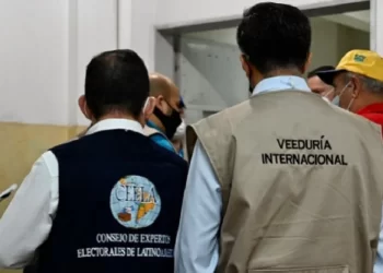 Veedores internacionales se despliegan para el simulacro electoral