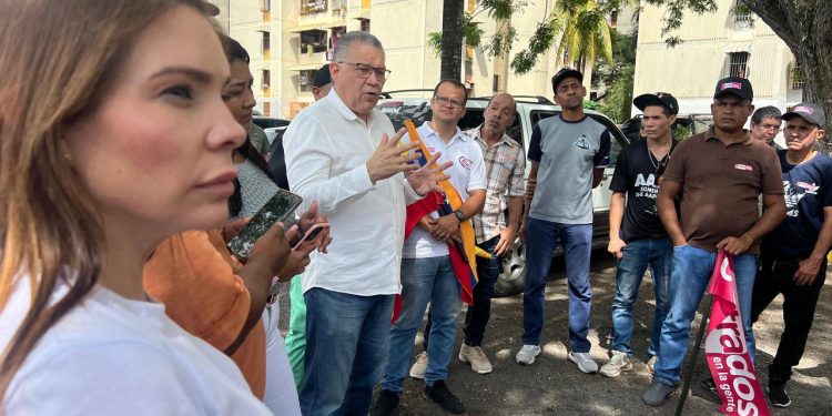 Enrique Márquez: “Maduro se hunde como un submarino”