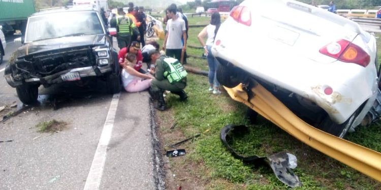 Cuatro lesionados durante dos hechos viales en la ARC
