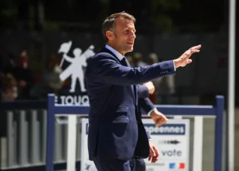 Macron convoca elecciones legislativas ante el triunfo aplastante de la ultraderecha