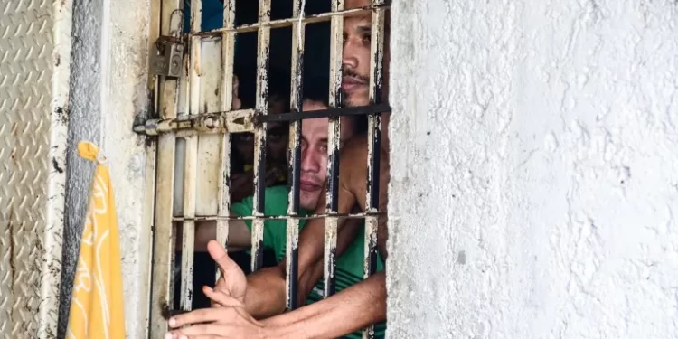 Autoridades continúan atendiendo denuncias de familiares de presos