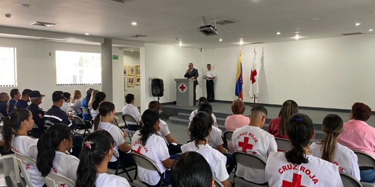 Cruz Roja Seccional Carabobo Valencia juramentó a 21 socorristas