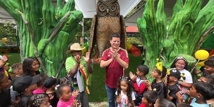 Alcalde Fuenmayor inauguró nueva zona infantil en el Zoo Aquarium de Valencia