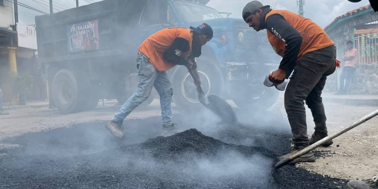 Rehabilitada avenida principal de Las Agüitas en Los Guayos
