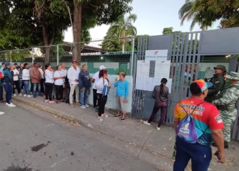 CNE reubicó más de 20 centros de votación en el país