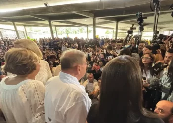 González Urrutia promete educación de calidad en acto de la UCV