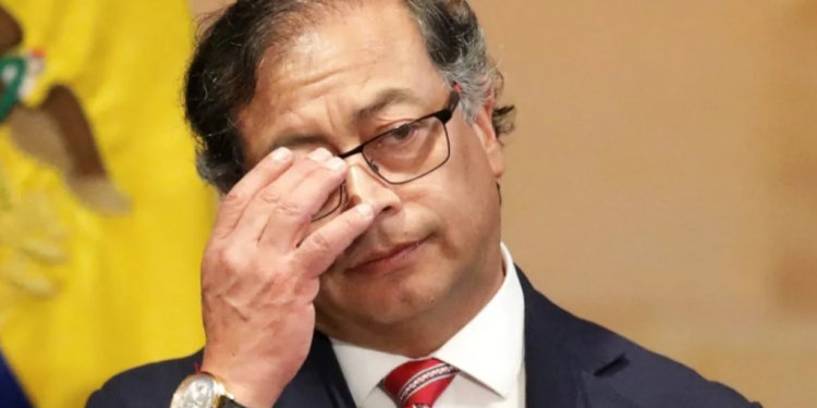 Petro afirma que hay «graves dudas» sobre las elecciones venezolanas y pide transparencia