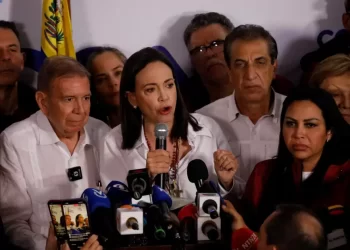 La Plataforma Unitaria asegura que tiene el 73 % de las actas y que González Urrutia fue el candidato más votado