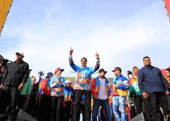 Maduro desde Zulia: «La oposición está buscando paramilitares en Colombia para generar violencia»