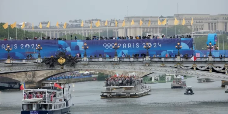 La lluvia empapó la ceremonia inaugural de los Juegos Olímpicos