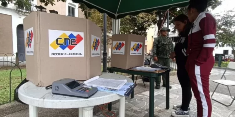 CNE publicó manual de funcionamiento de Mesa Electoral