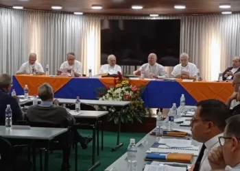 Conferencia Episcopal pide a los venezolanos votar con respeto y en paz