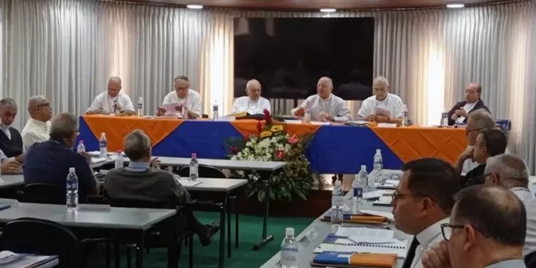 Conferencia Episcopal pide a los venezolanos votar con respeto y en paz