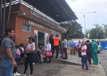 Hospital Central de Valencia sólo está atendiendo emergencias