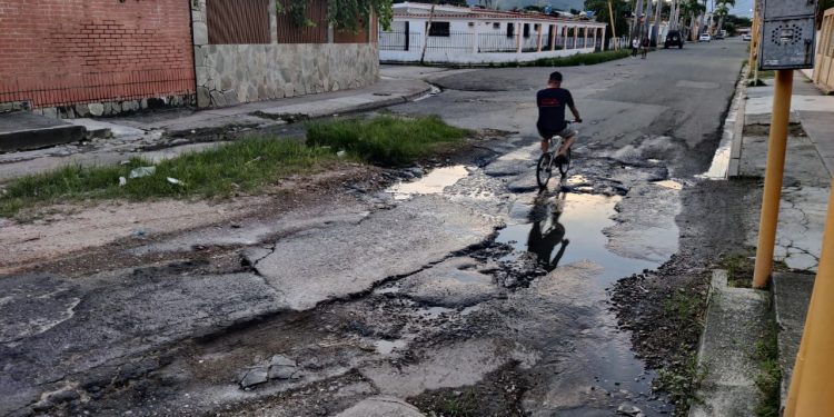 Piden arreglar batea que une a la Fundación Mendoza con el Barrio Venezuela