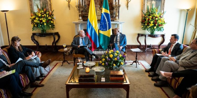 Cancilleres de Colombia y Brasil eluden mencionar a Venezuela al término de su reunión