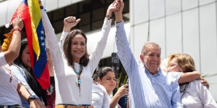 Saab niega que haya orden de detención contra Machado y González Urrutia