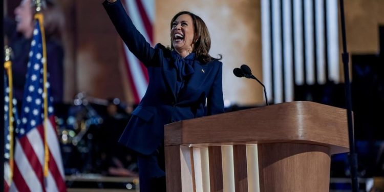 Harris hace historia al aceptar la nominación del Partido Demócrata a la Casa Blanca