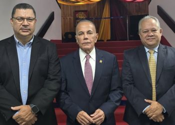 Rosales en el TSJ: «estaremos donde sea necesario hasta lograr que el respeto a la expresión mayoritaria del pueblo se haga realidad”