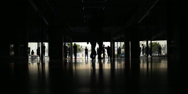 Cabello reveló que hay 11 detenidos por apagón nacional