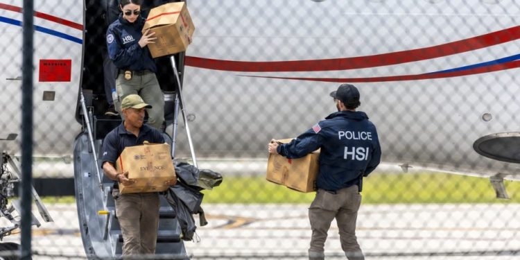 Gobierno dominicano: La Justicia autorizó entregar a EE UU el avión de Maduro