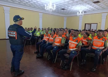 PNB capacitó a funcionarios de Polivalencia en seguridad vial